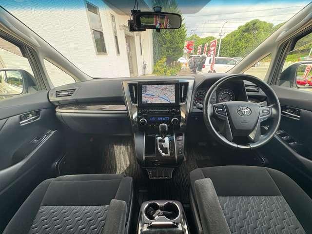ヴェルファイア ２．５Ｚ　Ａエディション　ワンオーナー／禁煙車／衝突被害軽減ブレーキ／アダブティブクルーズコントロール／パノラミックビュー／メーカーナビ／Ｂｌｕｅｔｏｏｔｈ／バックカメラ／ＥＴＣ／ＪＢＬプレミアムサウンドシステム／ＥＴＣ２．０（6枚目）