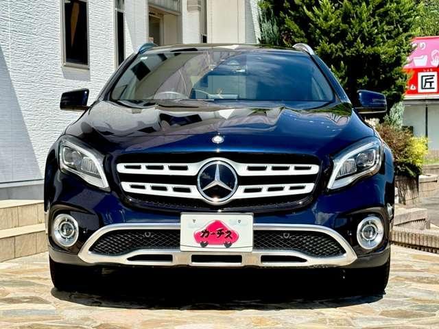 ＧＬＡクラス ＧＬＡ２２０　４マチック　４ＷＤ　４ＷＤ／禁煙車／車検Ｒ９年２月／アダプティブクルーズコントロール／パノラマルーフ／ハーマンカードン／ナビ／ＤＴＶ／黒革／Ｐゲート／ＬＥＤヘッドライト／ＢＳＭ／レザーエクスクルーシブ／シートヒーター／（3枚目）