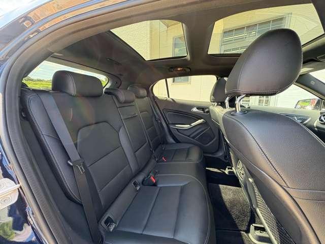 ＧＬＡクラス ＧＬＡ２２０　４マチック　４ＷＤ　４ＷＤ／禁煙車／車検Ｒ９年２月／アダプティブクルーズコントロール／パノラマルーフ／ハーマンカードン／ナビ／ＤＴＶ／黒革／Ｐゲート／ＬＥＤヘッドライト／ＢＳＭ／レザーエクスクルーシブ／シートヒーター／（33枚目）