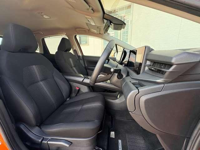ノート １．２Ｘ　５名　★禁煙車★ＬＥＤヘッドライト★シートヒーター★ステアリングヒーター★純正ＳＳＤナビ★クリアランスソナー★エマージェンシーブレーキ★レーンキープ★フルセグ★（21枚目）