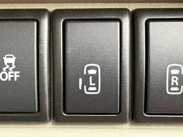 エブリイワゴン ＰＺターボスペシャル　禁煙車／両側電動スライドドア／オートステップ付き／ＨＩＤヘッドライト／社外１５インチアルミホイール／ハイルーフ／ＳＳＤナビ／フルセグＴＶ／バックカメラ／ＥＴＣ／スマートキー／ステアリングスイッチ／（17枚目）