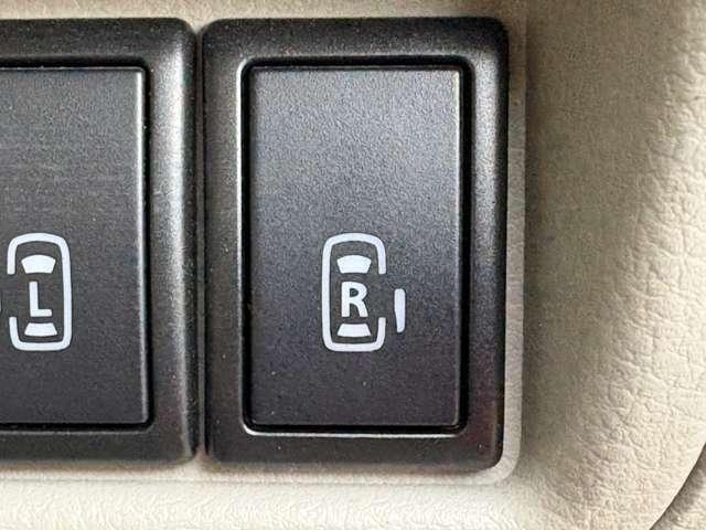 エブリイワゴン ＰＺターボスペシャル　禁煙車／両側電動スライドドア／オートステップ付き／ＨＩＤヘッドライト／社外１５インチアルミホイール／ハイルーフ／ＳＳＤナビ／フルセグＴＶ／バックカメラ／ＥＴＣ／スマートキー／ステアリングスイッチ／（19枚目）