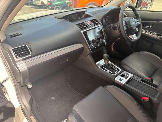 レヴォーグ 2.0GT-Sアイサイト 4WD 5名 ★禁煙車★LEDヘッドライト★レザーシート★シートヒーター★社外ナビ★Bカメラ★ETC★スマートキー★(25枚目)