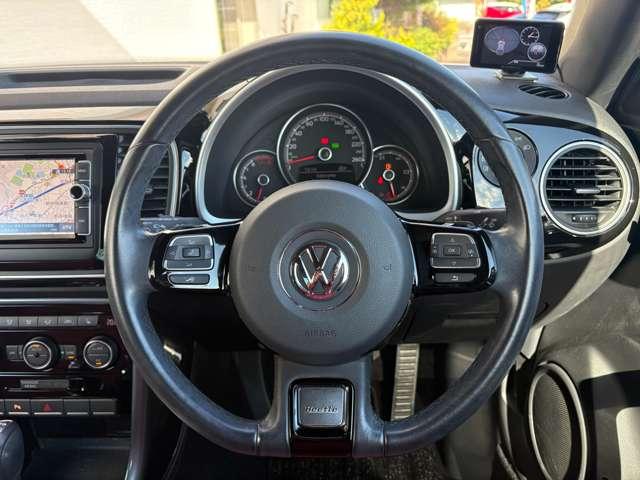 ザ・ビートル Rラインマイスター 禁煙車/専用レザーシート/BSM/純正SSDナビ/Bカメラ/スマキ―/ドラレコ/前後ソナー/HIDライト/純正18AW/シートヒーター/フルセグDTV/リアスポイラー/(10枚目)