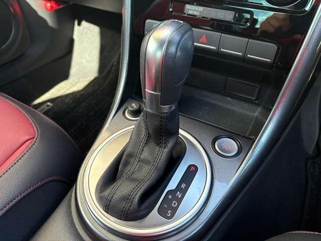 ザ・ビートル Rラインマイスター 禁煙車/専用レザーシート/BSM/純正SSDナビ/Bカメラ/スマキ―/ドラレコ/前後ソナー/HIDライト/純正18AW/シートヒーター/フルセグDTV/リアスポイラー/(12枚目)