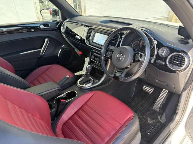 ザ・ビートル Rラインマイスター 禁煙車/専用レザーシート/BSM/純正SSDナビ/Bカメラ/スマキ―/ドラレコ/前後ソナー/HIDライト/純正18AW/シートヒーター/フルセグDTV/リアスポイラー/(24枚目)