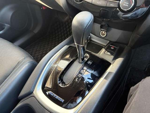 エクストレイル ２．０ＡＵＴＥＣＨ　ｉパッケージ　ハイブリッド　４ＷＤ　５名　★禁煙車★ＡＵＴＥＣＨ★プロパイロット★ＢＳＭ★レーンキープ★衝突軽減★クリアランスソナー★アラウンドビューモニター★アダプティブクルーズコントロール★（12枚目）