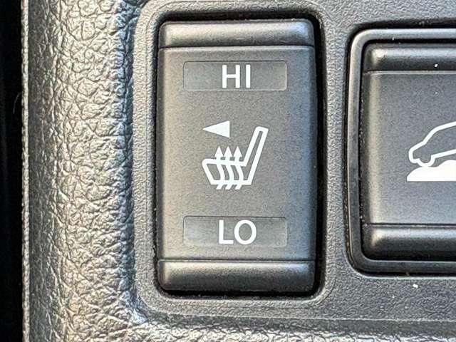 エクストレイル ２．０ＡＵＴＥＣＨ　ｉパッケージ　ハイブリッド　４ＷＤ　５名　★禁煙車★ＡＵＴＥＣＨ★プロパイロット★ＢＳＭ★レーンキープ★衝突軽減★クリアランスソナー★アラウンドビューモニター★アダプティブクルーズコントロール★（16枚目）