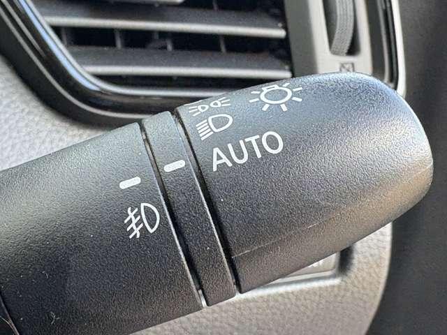 エクストレイル ２．０ＡＵＴＥＣＨ　ｉパッケージ　ハイブリッド　４ＷＤ　５名　★禁煙車★ＡＵＴＥＣＨ★プロパイロット★ＢＳＭ★レーンキープ★衝突軽減★クリアランスソナー★アラウンドビューモニター★アダプティブクルーズコントロール★（24枚目）