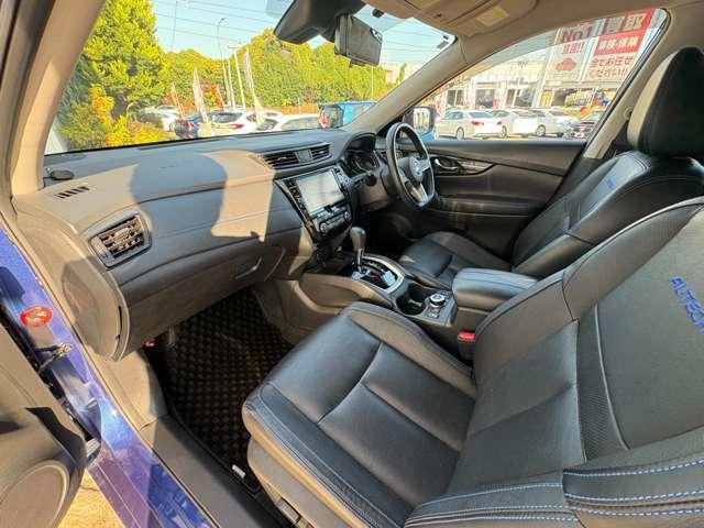 エクストレイル ２．０ＡＵＴＥＣＨ　ｉパッケージ　ハイブリッド　４ＷＤ　５名　★禁煙車★ＡＵＴＥＣＨ★プロパイロット★ＢＳＭ★レーンキープ★衝突軽減★クリアランスソナー★アラウンドビューモニター★アダプティブクルーズコントロール★（29枚目）