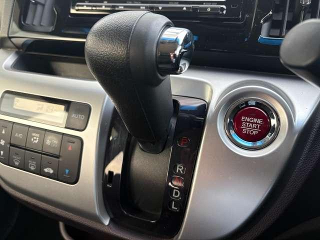 N-WGN 660カスタムG Aパッケージ 4名 禁煙車/HIDヘッドライト/15インチアルミホイール/SSDナビ/衝突軽減/クルーズコントロール/Bカメラ/ETC/ステアリングスイッチ/スマートキー/(13枚目)