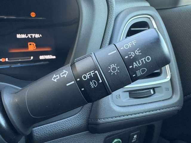 ヴェゼル 1.5ハイブリッドZホンダセンシング 5名 ★純ナビフルセグ★レーダークルーズ★バックカメラ★ETC★LEDヘッドライト★ハーフレザーシート★シートヒーター★衝突軽減★レーンキープ★ルーフレール★横滑り防止★(16枚目)