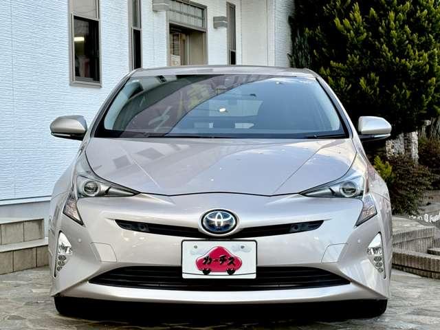 プリウス 1.8Sセーフティ プラス 5名 ★禁煙車★衝突軽減★レーンキープ★ACC★SSDナビ★スマートキー★Bモニター★LEDヘッドライト★(4枚目)