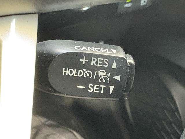 プリウス 1.8Sセーフティ プラス 5名 ★禁煙車★衝突軽減★レーンキープ★ACC★SSDナビ★スマートキー★Bモニター★LEDヘッドライト★(17枚目)