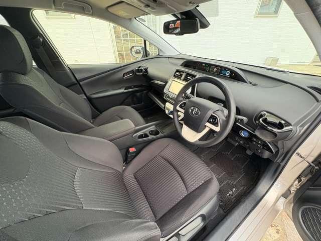 プリウス 1.8Sセーフティ プラス 5名 ★禁煙車★衝突軽減★レーンキープ★ACC★SSDナビ★スマートキー★Bモニター★LEDヘッドライト★(23枚目)