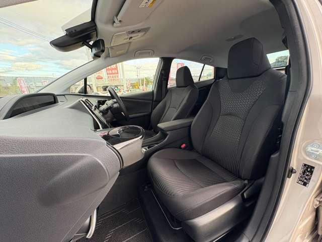 プリウス 1.8Sセーフティ プラス 5名 ★禁煙車★衝突軽減★レーンキープ★ACC★SSDナビ★スマートキー★Bモニター★LEDヘッドライト★(26枚目)