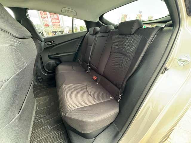 プリウス 1.8Sセーフティ プラス 5名 ★禁煙車★衝突軽減★レーンキープ★ACC★SSDナビ★スマートキー★Bモニター★LEDヘッドライト★(28枚目)