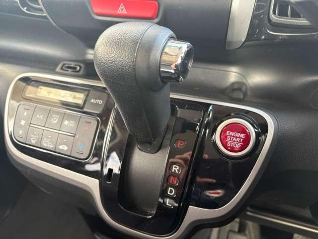 N-BOX 660カスタムG SSパッケージ 4名 スマートキー★ナビ、地デジTV★Bモニター★あんしんPKG★14AW★両側パワスラ★HIDライト★APKG★(12枚目)