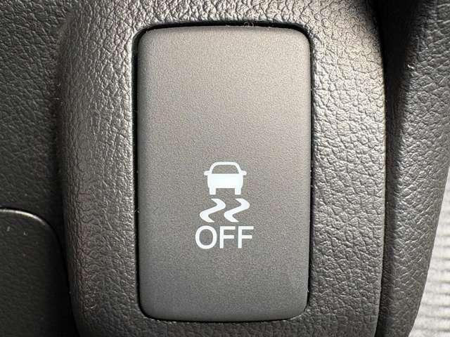 N-BOX 660カスタムG SSパッケージ 4名 スマートキー★ナビ、地デジTV★Bモニター★あんしんPKG★14AW★両側パワスラ★HIDライト★APKG★(18枚目)