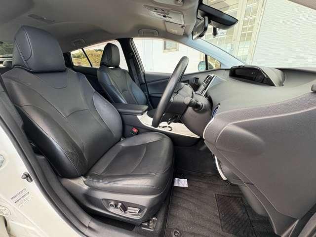 プリウス １．８Ａプレミアム　ツーリングセレクション　５名　★禁煙車★モデリスタエアロ★ＬＥＤヘッドライト★ＳＳＤナビ★フルセグ★ＥＴＣ★Ｂカメラ★黒革★シートヒーター★レーンキープ★（26枚目）