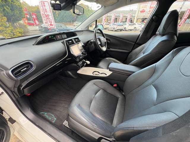 プリウス １．８Ａプレミアム　ツーリングセレクション　５名　★禁煙車★モデリスタエアロ★ＬＥＤヘッドライト★ＳＳＤナビ★フルセグ★ＥＴＣ★Ｂカメラ★黒革★シートヒーター★レーンキープ★（27枚目）