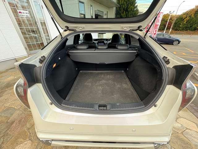 プリウス １．８Ａプレミアム　ツーリングセレクション　５名　★禁煙車★モデリスタエアロ★ＬＥＤヘッドライト★ＳＳＤナビ★フルセグ★ＥＴＣ★Ｂカメラ★黒革★シートヒーター★レーンキープ★（31枚目）