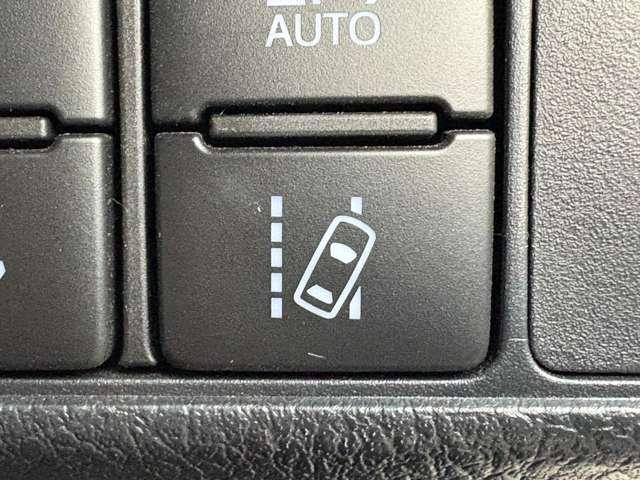 カローラフィールダー １．５ハイブリッドＧ　Ｗ×Ｂ　５名　★禁煙車★ハーフレザー★ＳＳＤナビ★フルセグ★Ｂカメラ★ＥＴＣ★ＬＥＤライト★純正ＡＷ★（15枚目）