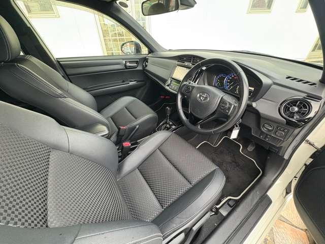 カローラフィールダー １．５ハイブリッドＧ　Ｗ×Ｂ　５名　★禁煙車★ハーフレザー★ＳＳＤナビ★フルセグ★Ｂカメラ★ＥＴＣ★ＬＥＤライト★純正ＡＷ★（22枚目）