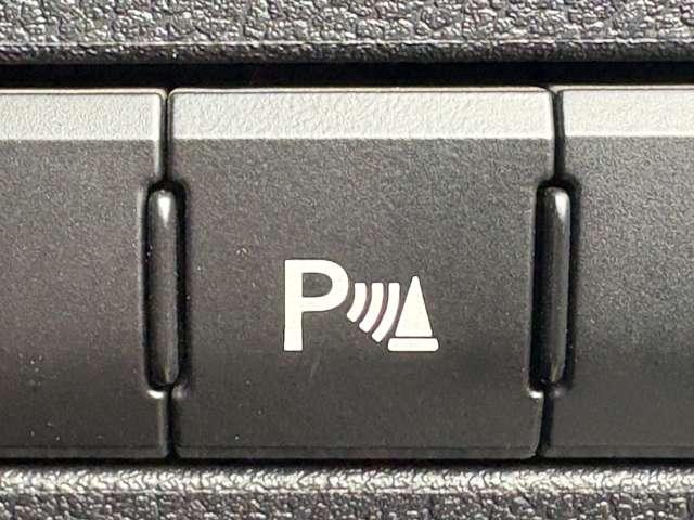 ＮＸ ３００ｈバージョンＬ　５名　１オ－ナ－禁煙／黒レザーシート／メーカーＳＤナビ＆バックカメラ／電動テール／シートヒーター＆ベンチレーション／後席電動格納／ナノイー／３眼ＬＥＤヘッドライト（20枚目）