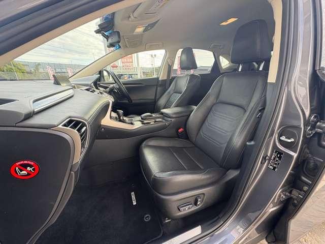 ＮＸ ３００ｈバージョンＬ　５名　１オ－ナ－禁煙／黒レザーシート／メーカーＳＤナビ＆バックカメラ／電動テール／シートヒーター＆ベンチレーション／後席電動格納／ナノイー／３眼ＬＥＤヘッドライト（28枚目）