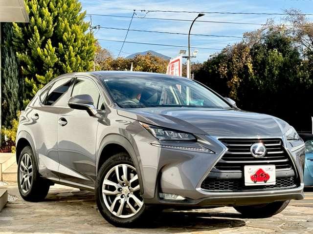 ＮＸ ３００ｈバージョンＬ　５名　１オ－ナ－禁煙／黒レザーシート／メーカーＳＤナビ＆バックカメラ／電動テール／シートヒーター＆ベンチレーション／後席電動格納／ナノイー／３眼ＬＥＤヘッドライト（31枚目）