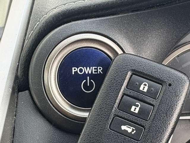 ＮＸ ３００ｈバージョンＬ　５名　１オ－ナ－禁煙／黒レザーシート／メーカーＳＤナビ＆バックカメラ／電動テール／シートヒーター＆ベンチレーション／後席電動格納／ナノイー／３眼ＬＥＤヘッドライト（35枚目）