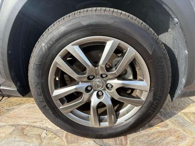 ＮＸ ３００ｈバージョンＬ　５名　１オ－ナ－禁煙／黒レザーシート／メーカーＳＤナビ＆バックカメラ／電動テール／シートヒーター＆ベンチレーション／後席電動格納／ナノイー／３眼ＬＥＤヘッドライト（36枚目）