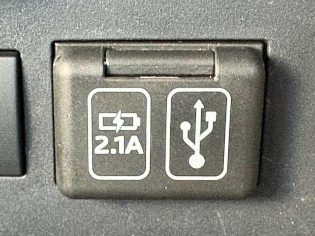 �u�t�r�a�[�q�v�@�X�}�z��^�u���b�g�ɏ[�d�\�Ȃt�r�a�[�q���t���Ă��܂�