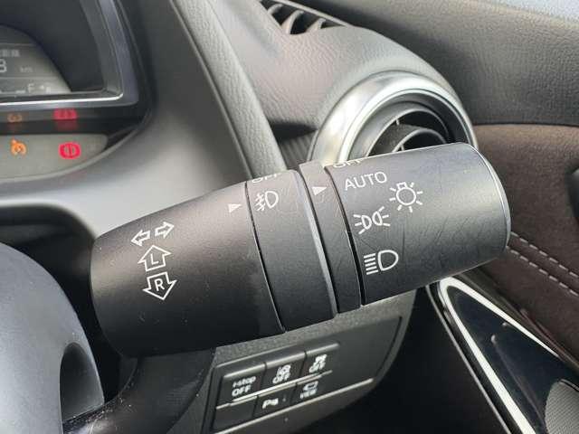 �y�I�[�g���C�g�z�Â��Ȃ����烉�C�g�������_����