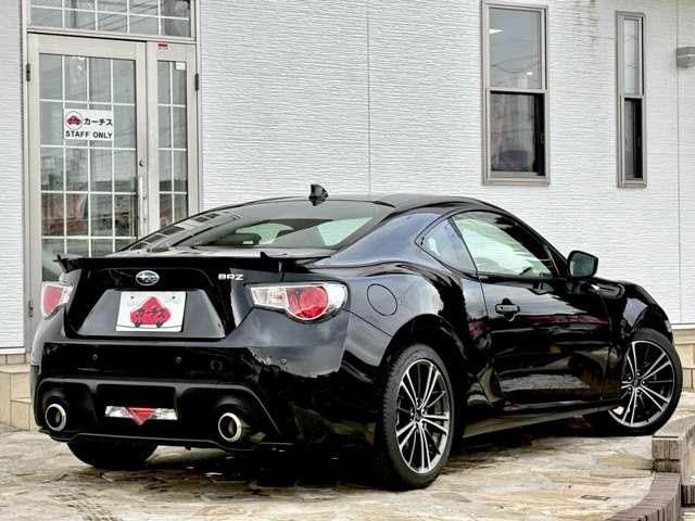 ＢＲＺ ２．０Ｓ　４名　禁煙車／パドルシフト／Ｂｌｕｅｔｏｏｔｈ／バックカメラ／ＥＴＣ／ハーフレザーシート／シートヒーター／フルセグＴＶ／純正１７ＡＷ／スマートーキー／ＨＩＤヘッドライト／純正フォグランプ／純正リアスポイラー（5枚目）