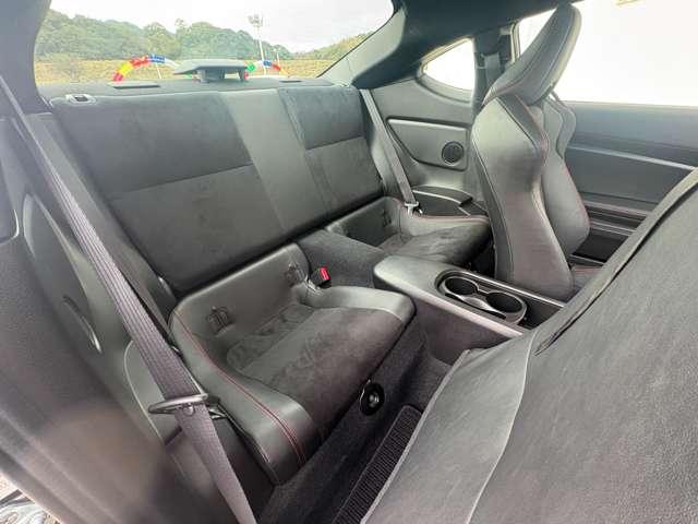 ＢＲＺ ２．０Ｓ　４名　禁煙車／パドルシフト／Ｂｌｕｅｔｏｏｔｈ／バックカメラ／ＥＴＣ／ハーフレザーシート／シートヒーター／フルセグＴＶ／純正１７ＡＷ／スマートーキー／ＨＩＤヘッドライト／純正フォグランプ／純正リアスポイラー（25枚目）