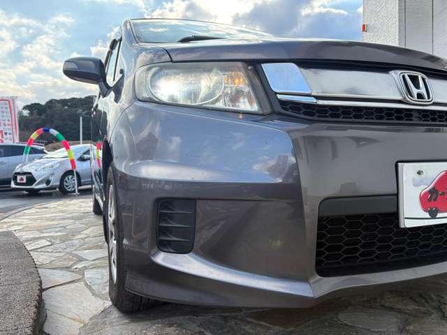 フリードスパイク １．５Ｇジャストセレクション　５名　パワースライドドア／バックカメラ／横滑り防止／スマートーキー／純正カーナビ／ワンセグＴＶ／盗難防止装置／ウォークスルー／ＨＩＤヘッドライト／オートライト／Ｂｌｕｅｔｏｏｔｈ／電動格納ミラー／ＥＴＣ（33枚目）