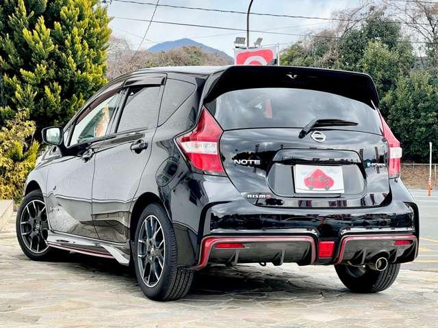 ノート １．２ｅ－ＰＯＷＥＲ　ＮＩＳＭＯ　５名　★社外ＳＳＤナビ★フルセグ★バックカメラ★スマートキー★エマージェンシーブレーキ★レーンセンサー★ＬＥＤライト★純正１６インチアルミ★（7枚目）