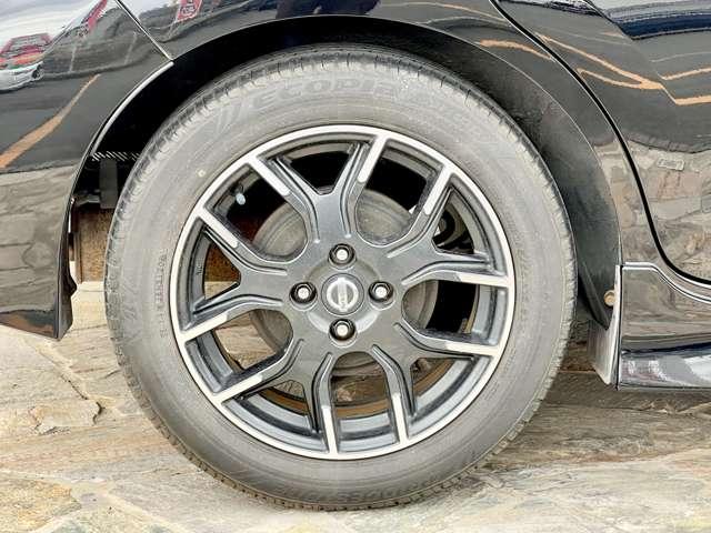 ノート １．２ｅ－ＰＯＷＥＲ　ＮＩＳＭＯ　５名　★社外ＳＳＤナビ★フルセグ★バックカメラ★スマートキー★エマージェンシーブレーキ★レーンセンサー★ＬＥＤライト★純正１６インチアルミ★（10枚目）