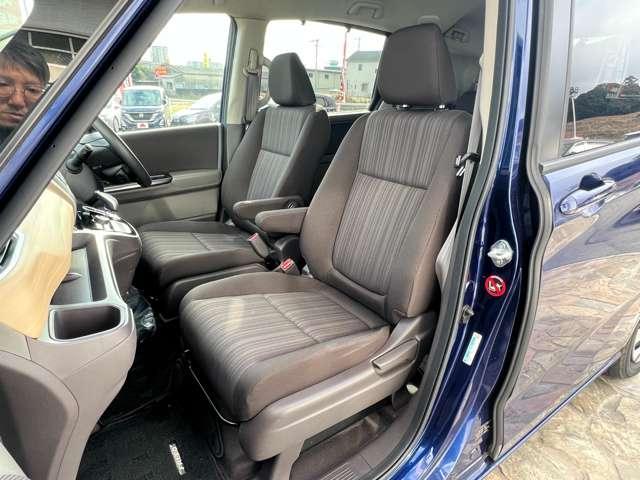 フリードハイブリッド ハイブリッド・Ｇホンダセンシング　★禁煙車★バックカメラ★両側パワースライドドア★クルーズコントロール★先行車発進通知★ホンダセンシング★（17枚目）