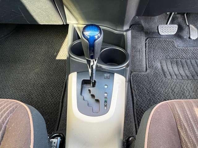 アクア 1.5G 5名 ★社外SSDナビ★フルセグDTV★バックカメラ★スマートキー★LEDライト★フォグライト★オートライト★シートヒーター★ナノイー★モデリスタFスポ★社外15アルミ★(24枚目)