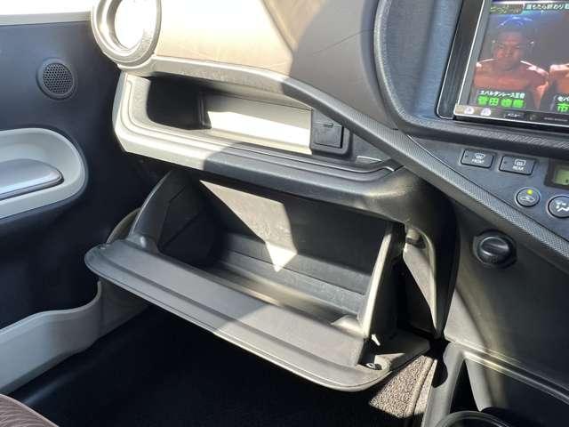 アクア 1.5G 5名 ★社外SSDナビ★フルセグDTV★バックカメラ★スマートキー★LEDライト★フォグライト★オートライト★シートヒーター★ナノイー★モデリスタFスポ★社外15アルミ★(32枚目)