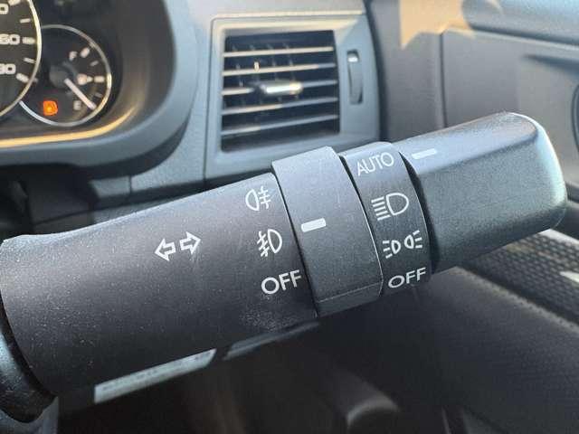 �u�I�[�g���C�g�v�@�Â��Ȃ�Ǝ����Ń��C�g���_�����A���S�^�]���菕���I