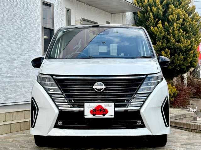 セレナ １．４ｅ－ＰＯＷＥＲハイウェイスターＶ　８名　禁煙車★フリップダウンモニター★プロパイロット★エマージェンシーブレーキ★デジタルインナーミラー★ＢＳＭ★電子パーキング★パーキングセンサー★（4枚目）