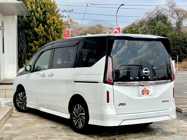 セレナ １．４ｅ－ＰＯＷＥＲハイウェイスターＶ　８名　禁煙車★フリップダウンモニター★プロパイロット★エマージェンシーブレーキ★デジタルインナーミラー★ＢＳＭ★電子パーキング★パーキングセンサー★（7枚目）