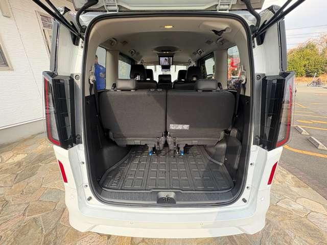 セレナ １．４ｅ－ＰＯＷＥＲハイウェイスターＶ　８名　禁煙車★フリップダウンモニター★プロパイロット★エマージェンシーブレーキ★デジタルインナーミラー★ＢＳＭ★電子パーキング★パーキングセンサー★（36枚目）