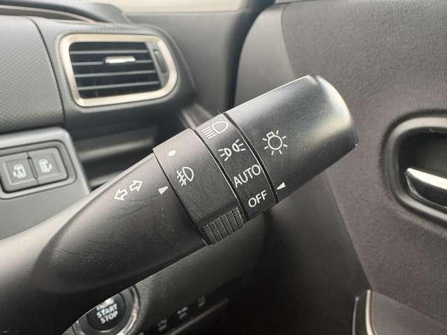 �u�I�[�g���C�g�v�@�Â��Ȃ�Ǝ����Ń��C�g���_�����A���S�^�]���菕���I