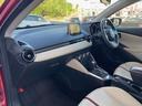 【インパネ】シンプルでスタイリッシュな操作性の良い運転席です。アイポイントが高く見切りも良いので運転しやすいです。