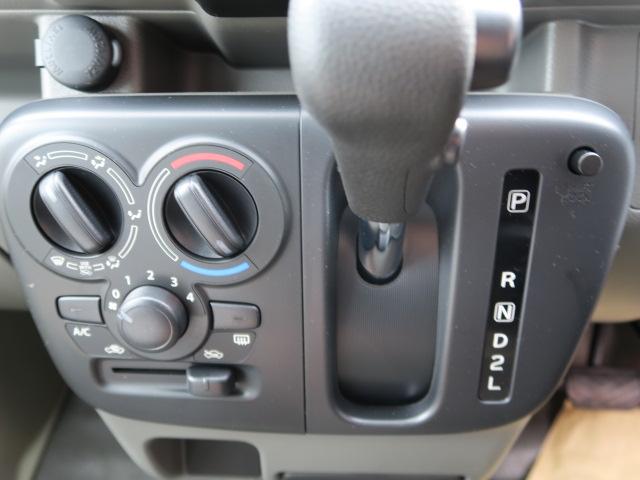 エブリイ ＰＡ　届け出済み未使用車　セレクト４ＷＤ車　デュアルカメラサポート　パーキングセンサー　トラクションコントロール　エアコン　パワーステアリング　Ｗエアバッグ（28枚目）